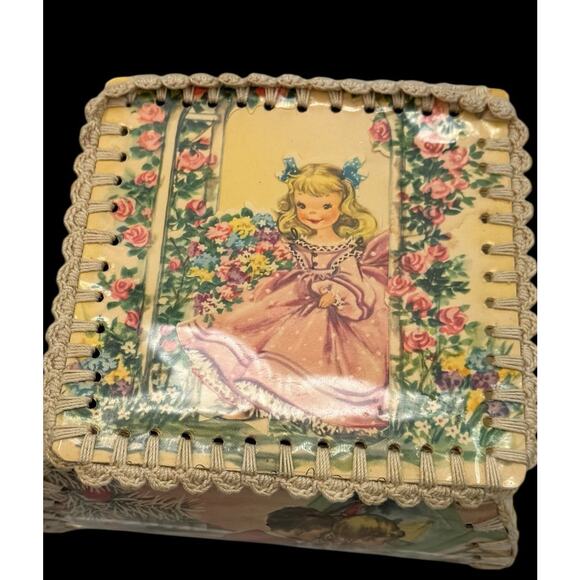 Vintage Handmade Stitched Ephemera Greeting Card Trinket Box Laminated Crochet - Picture 7 of 13